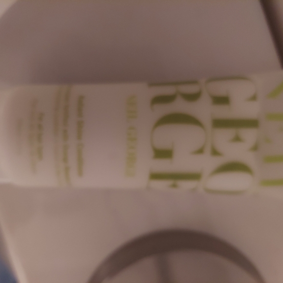 NEW Neil George Radiant Shine Conditioner - Picture 2 of 5